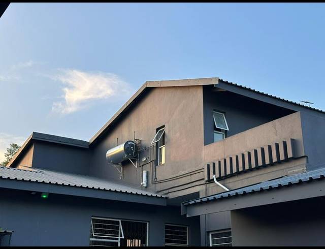 5 BEDROOM HOUSE FOR SALE IN GHOLFSIG